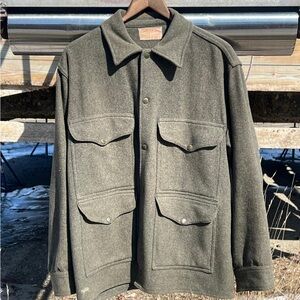 1950s-era Filson cruiser